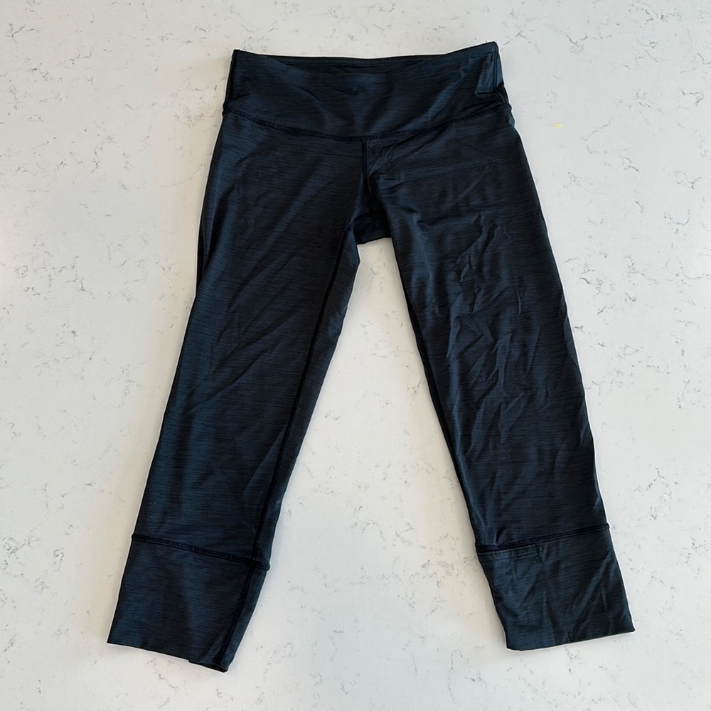 Lululemon Heathered Black Capri Legging
